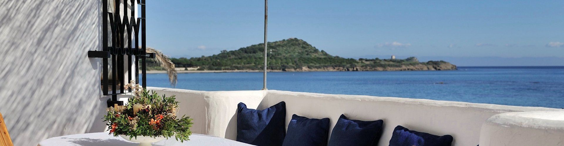 Villa Su Faru 1 | Terrazza con vista mare Terrazza con vista mare