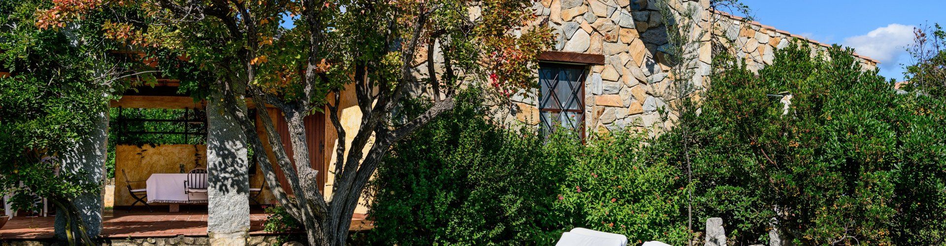 Casa Meloni 2 | Giardino e ingresso Giardino e ingresso Meloni 2 in Sant Elmo