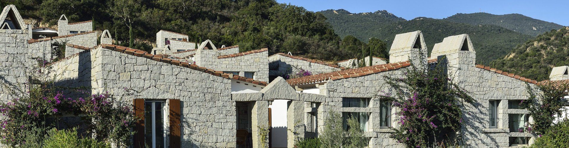 Li Conchi 37 | Casa vacanza in villaggio esclusivo con piscina e vista mare Sardegna