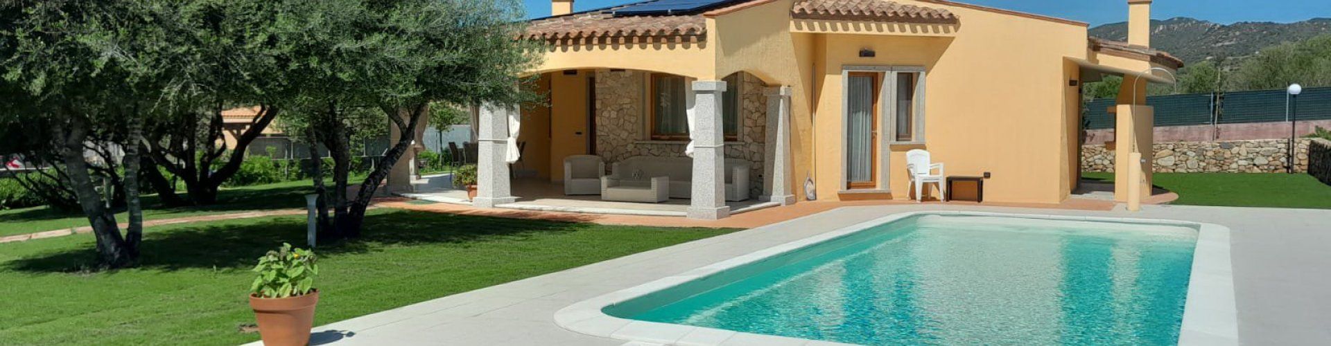 Villa Girasole | Villa Girosole ha un giardino gigantesco New Picture