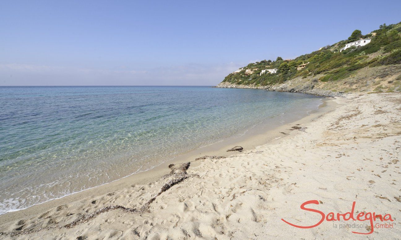 Strand Cann'è Sisa westlich der Anlage Torre delle Stelle