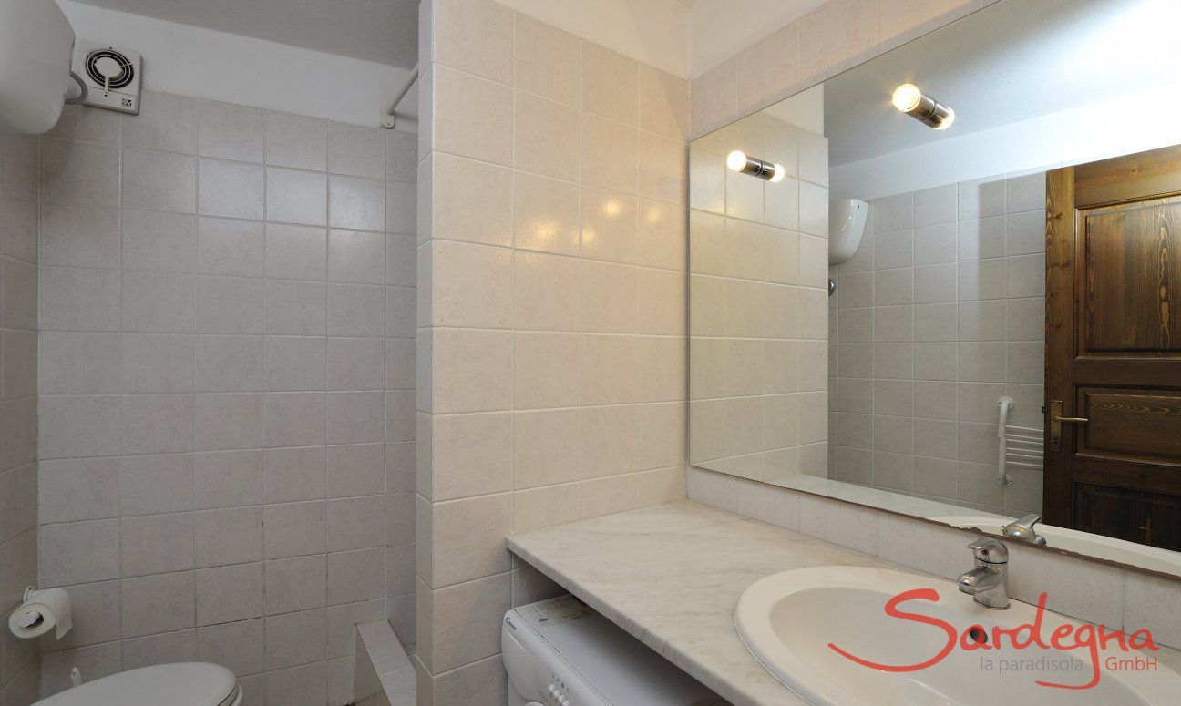 Villa Fiori 4 | Bagno con doccia Bagno