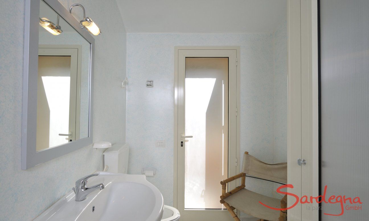 Apartment Azzurra | Bagno bianco e luminoso Bagno