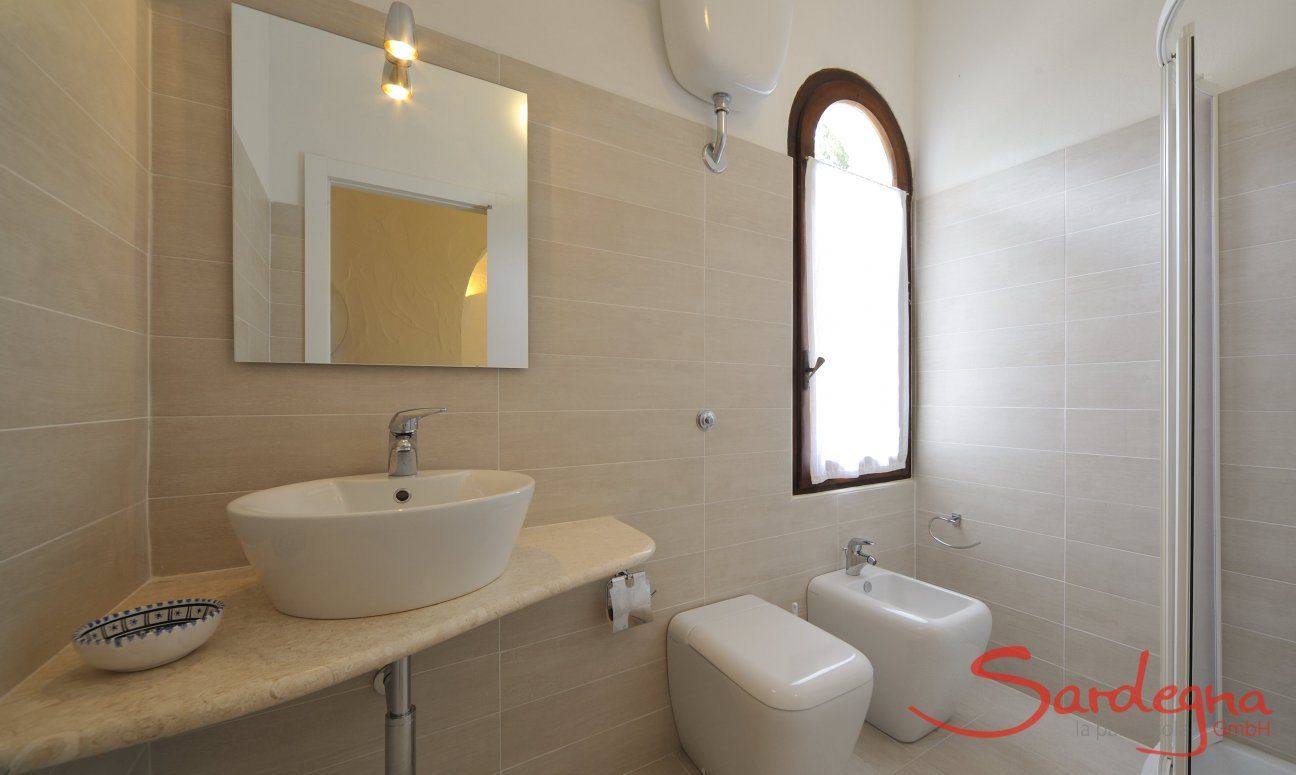 Villa ToreMari | Bagno 2 con doccia Bathroom