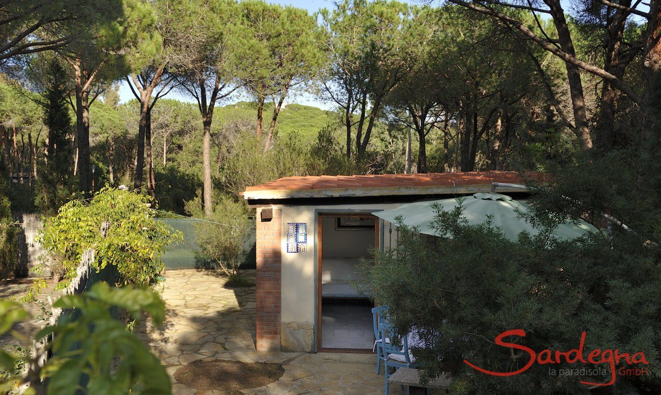 Villetta Pino | Veduta casa e ingresso Veduta casa