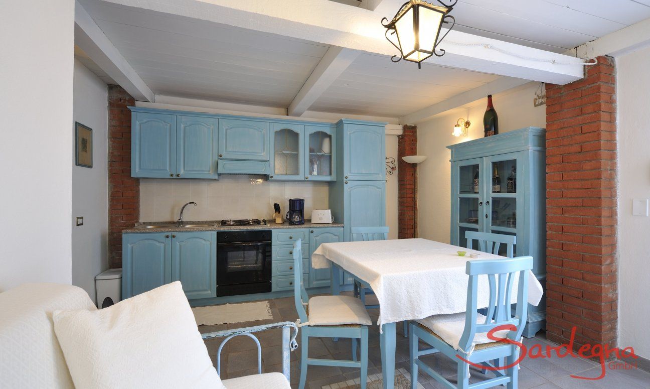 Villetta Pino | Salotto con angolo cottura Salone