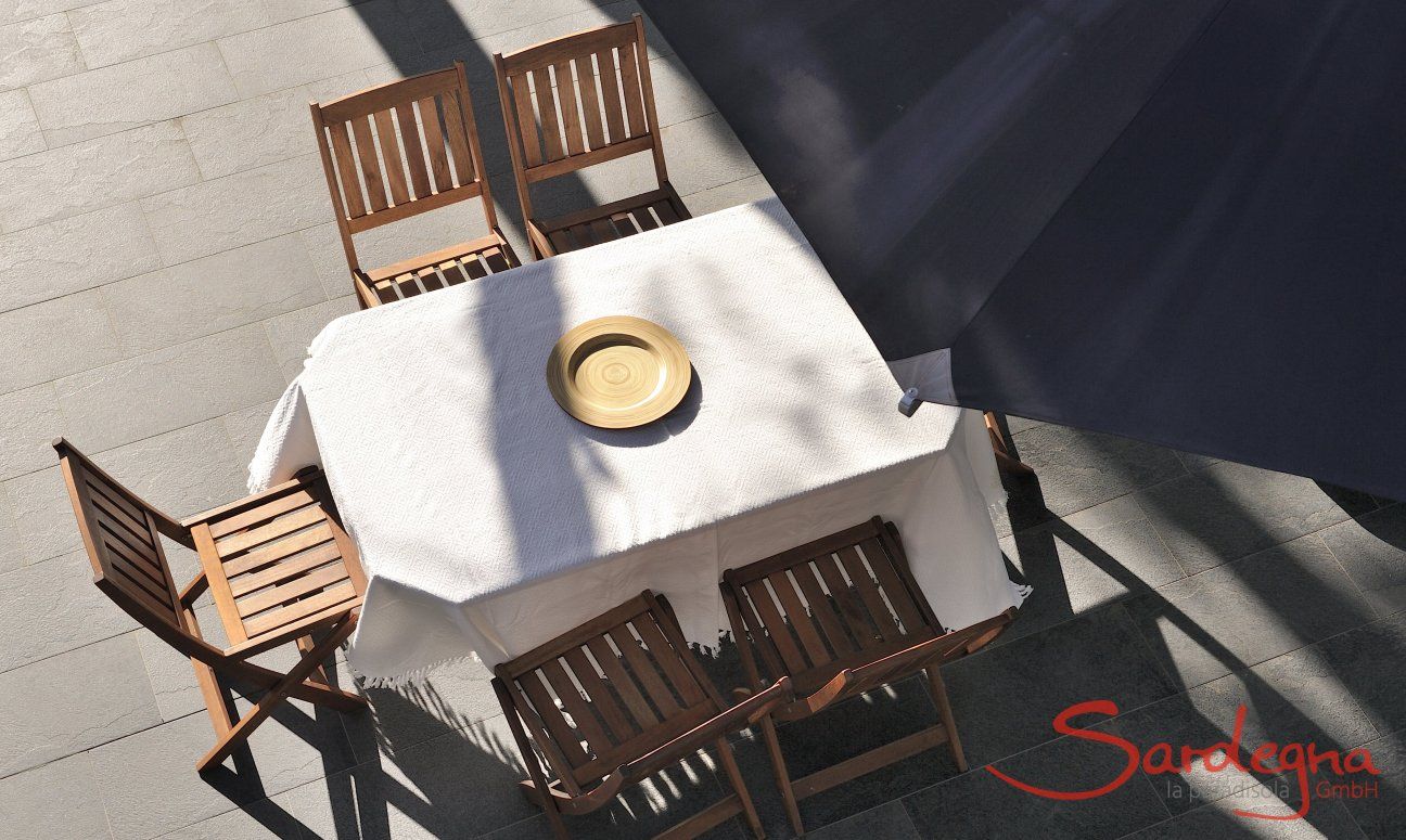 Apartment Cala Liberotto I | Tavolo in terrazza Terrazza