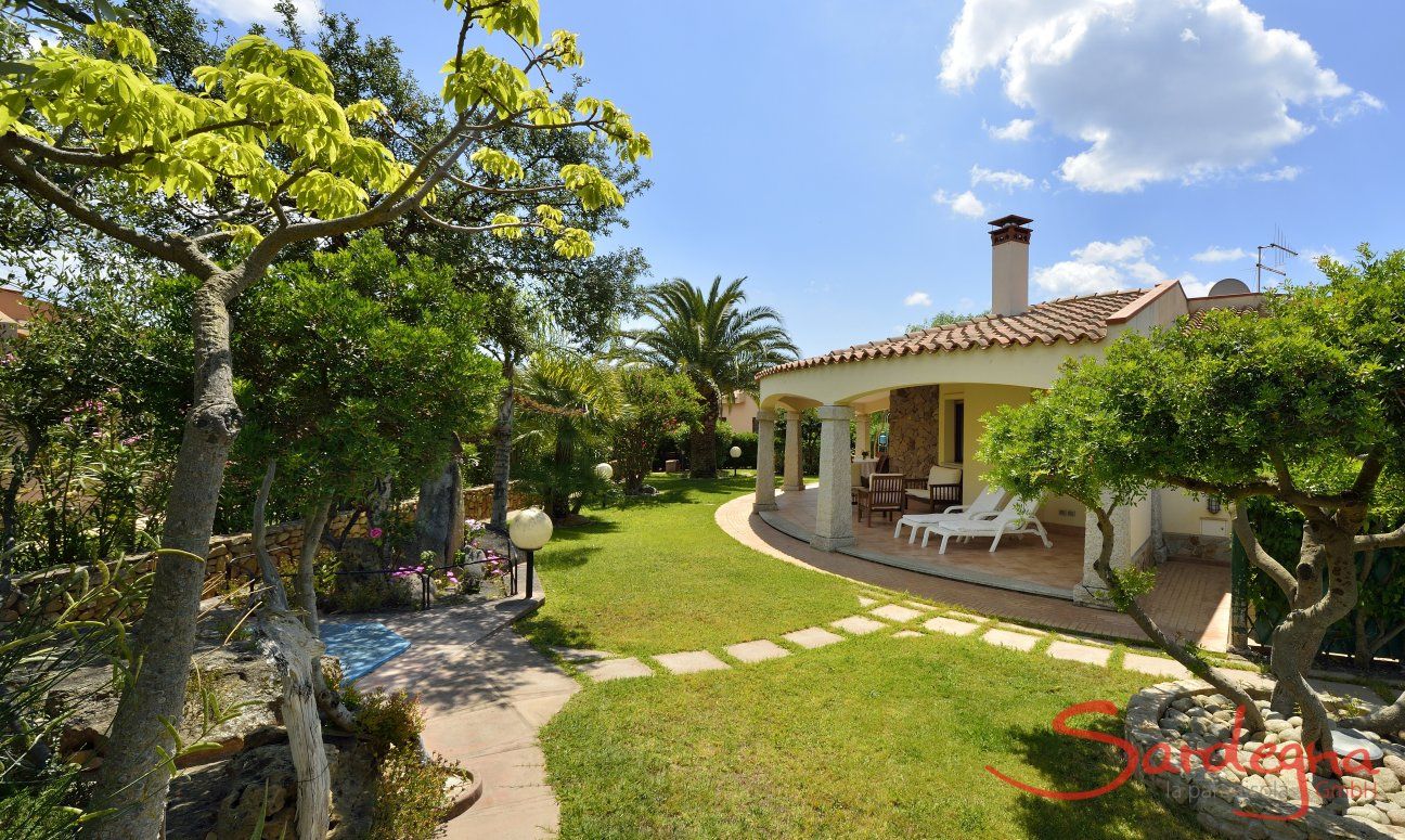 Villa Zoello 10 | Grande giardino privato non visibile Sardegna