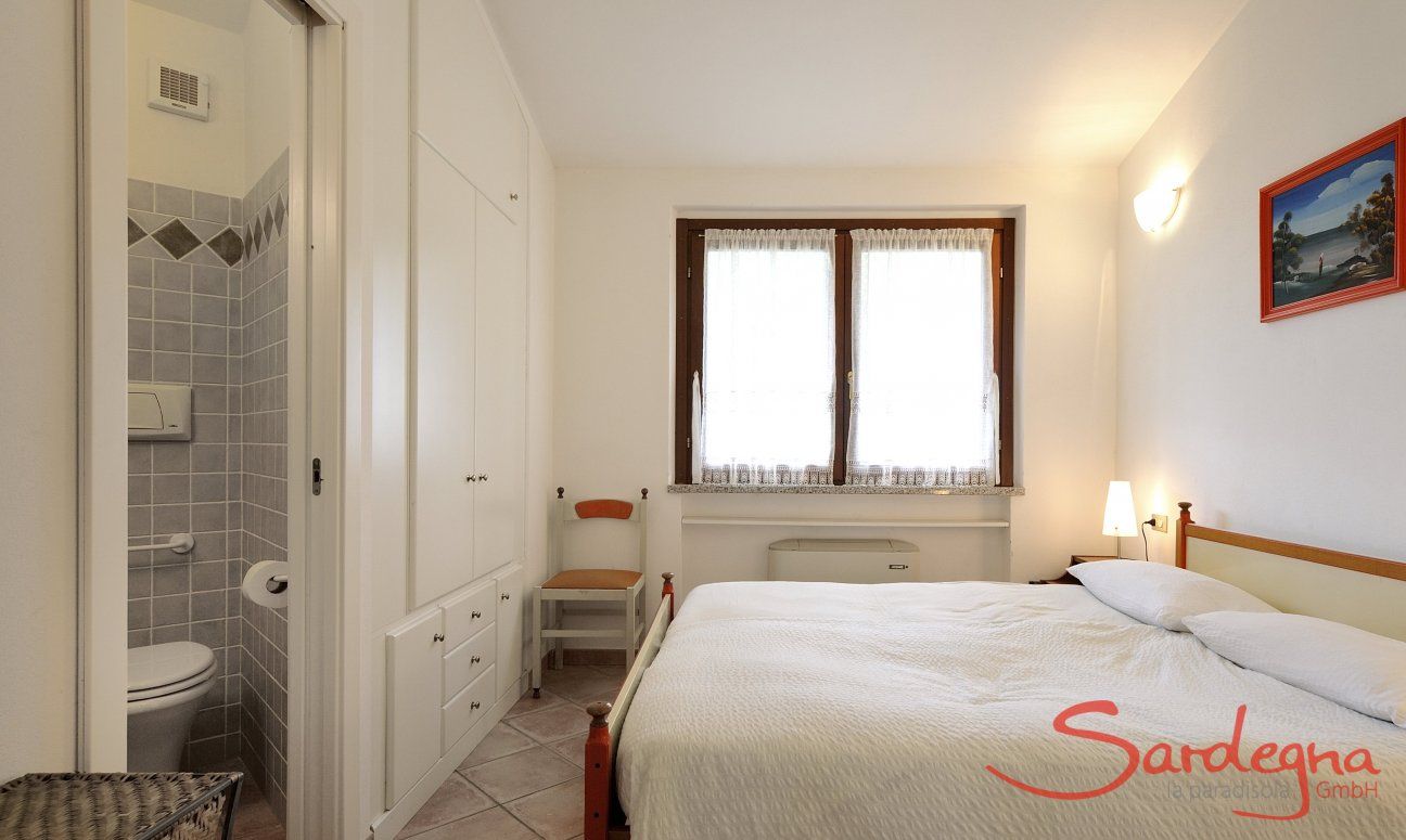 Villa Zoello 10 | Camera da letto 1 con bagno privato Camera da letto con bagno