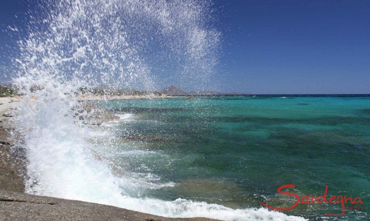 Spiaggia e il mare di Sant Elmo