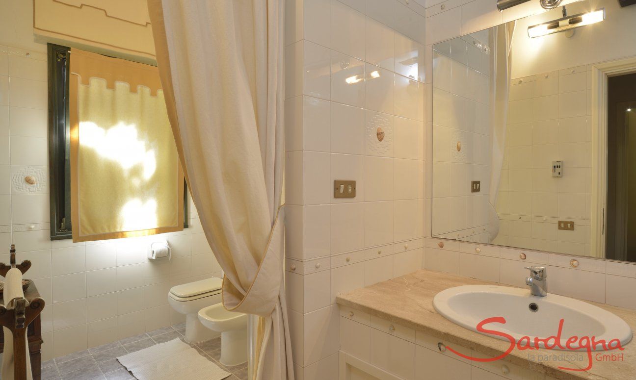 Villa Ulivi 12 | Bagno 2 con doccia Bagno con Doccia