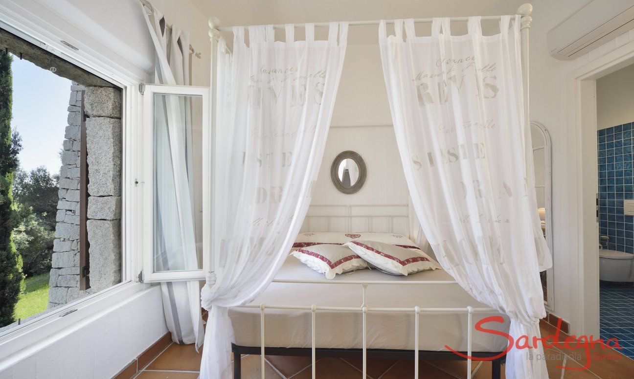 Li Conchi 11 | Camera 1 con letto a baldacchino Camera