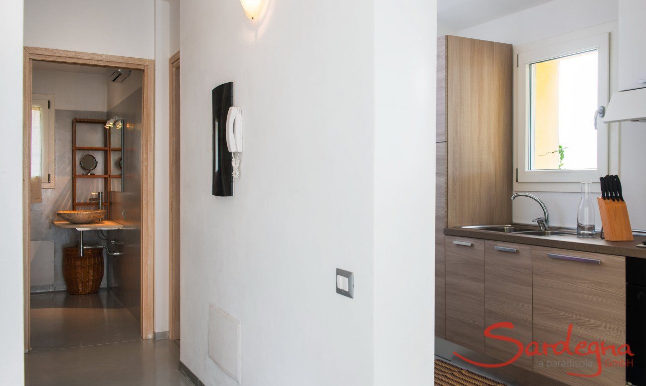 Villa Caterina | Corridoio bagno e cucina Corridoio bagno e cucina