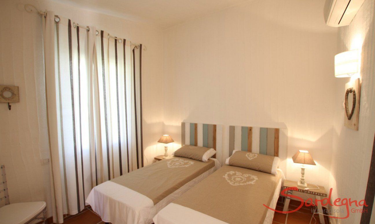 Li Conchi 32 | Camera 2 con due letti singoli Camera da letto 2