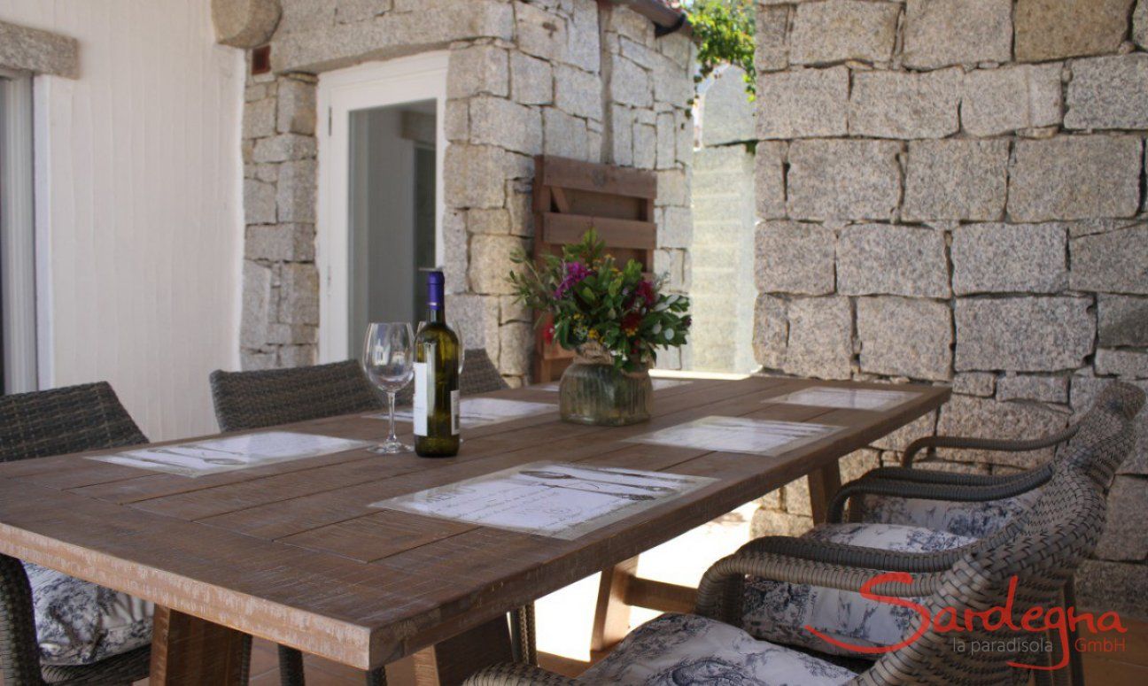 Li Conchi 33 | Tavolo da pranzo sul patio Tavolo da pranzo esterno