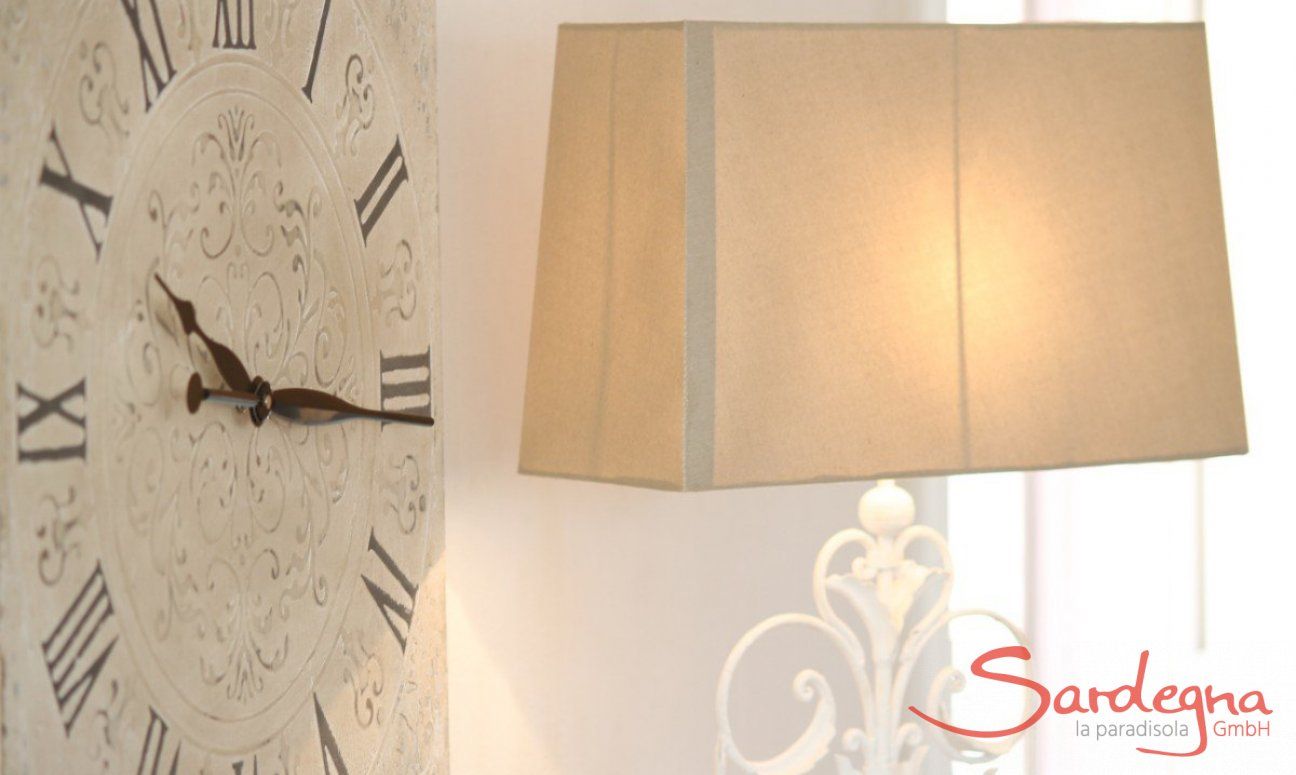 Li Conchi 29 | Accessori in sile shabby Orologia da muro in stile shabby e lampada
