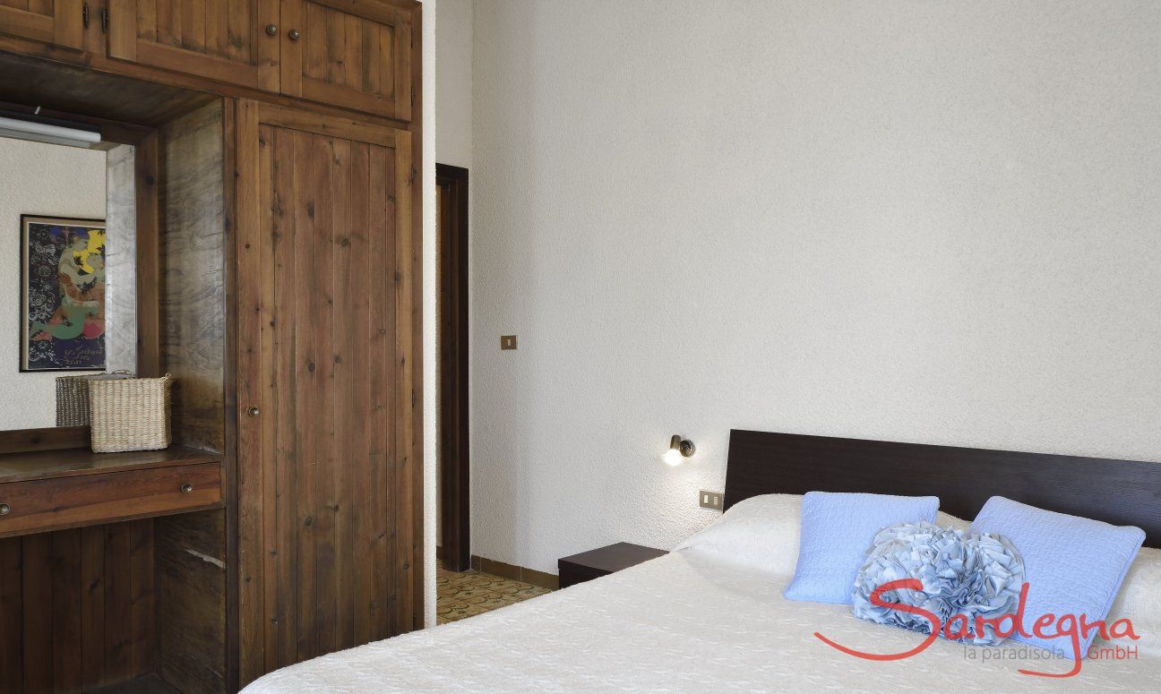 Villa delle Stelle | Camera 3 con letto matrimoniale e armadio Camera da letto