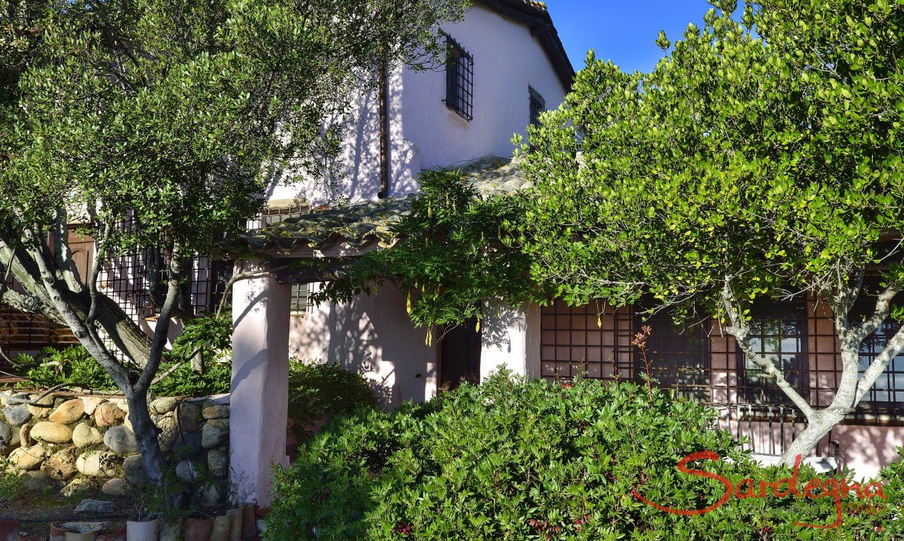Villa immersa nel verde