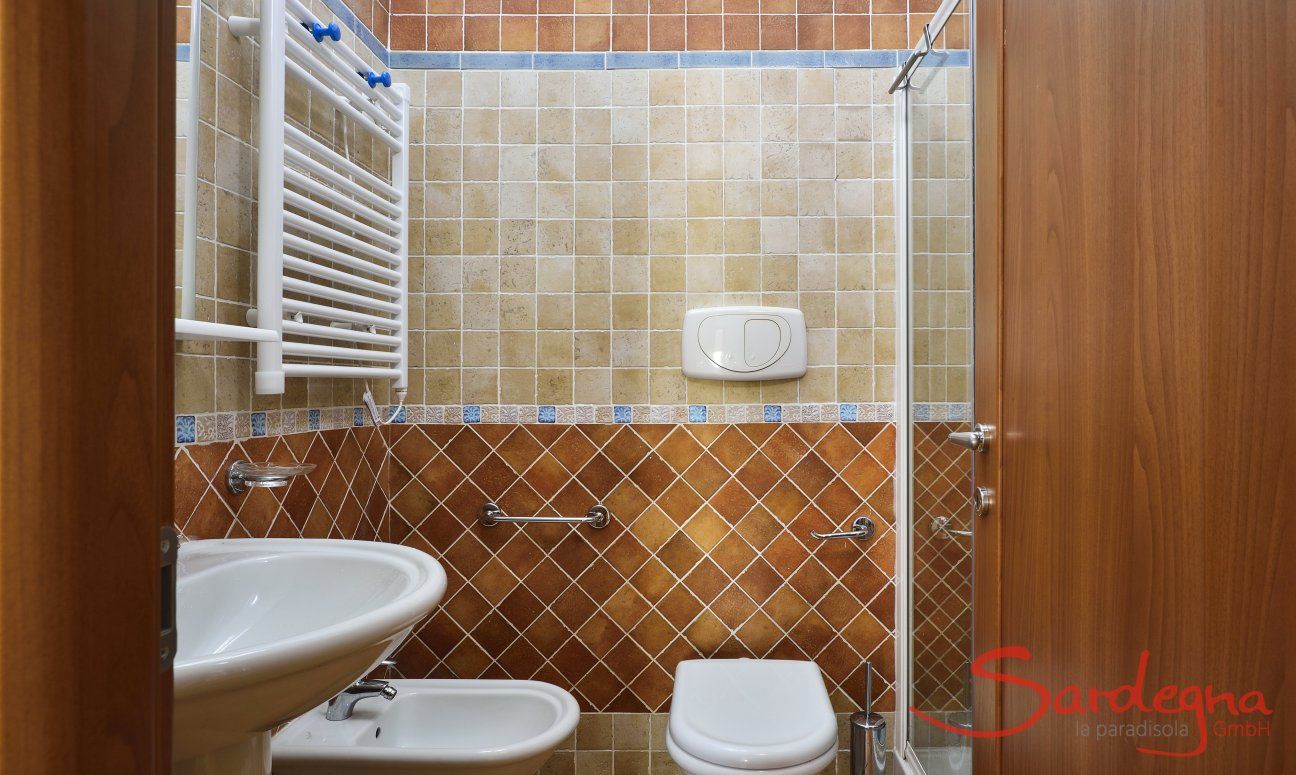 Villa Gaia | Bagno 1 con doccia e bidet bagno