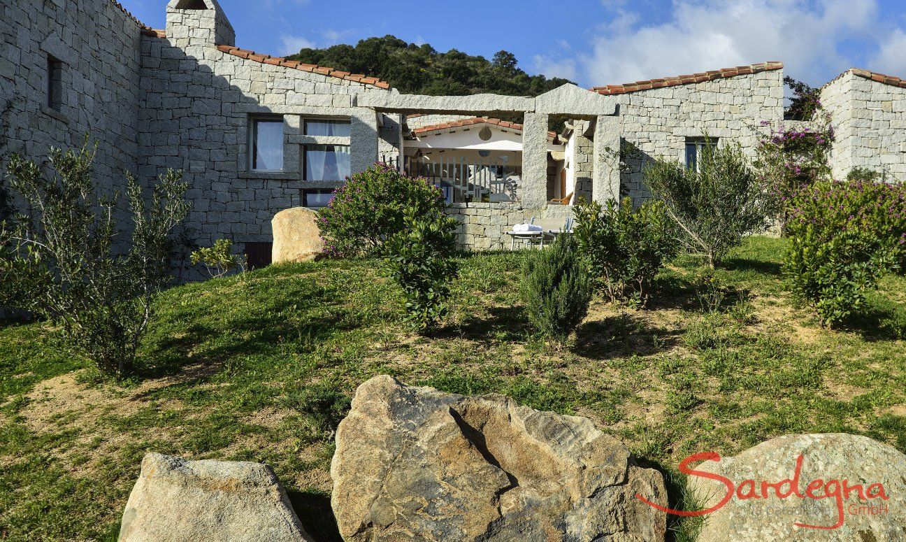 Li Conchi 28 | Giardino con la casa Giardino con la casa
