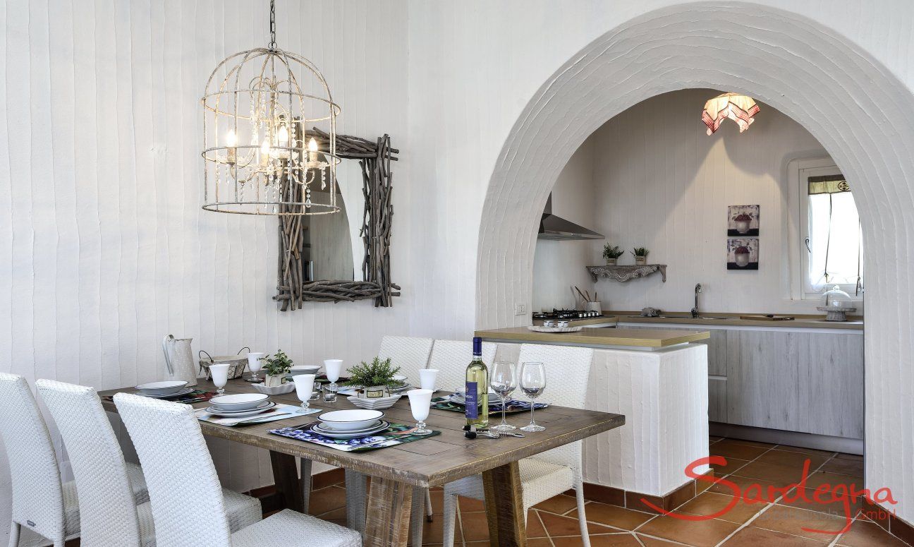 Li Conchi 28 | Zona Pranzo e cucina Zona Pranzo