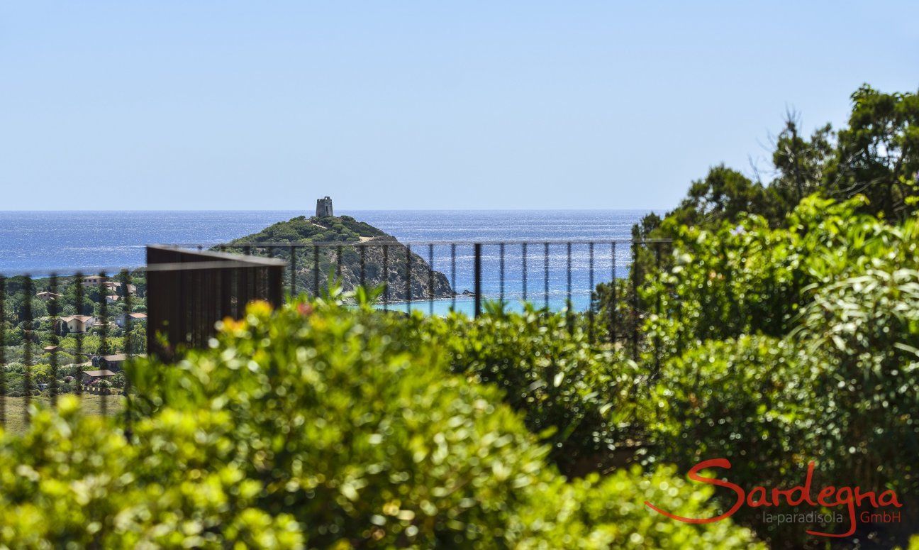 Villa Torretta Chia | Vista mare dal giardino Vista mare