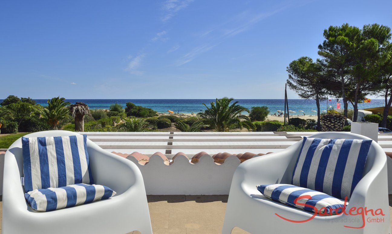Villa Graziano | Terrazza sopraelevata con vista mare Terrazza sopraelevata