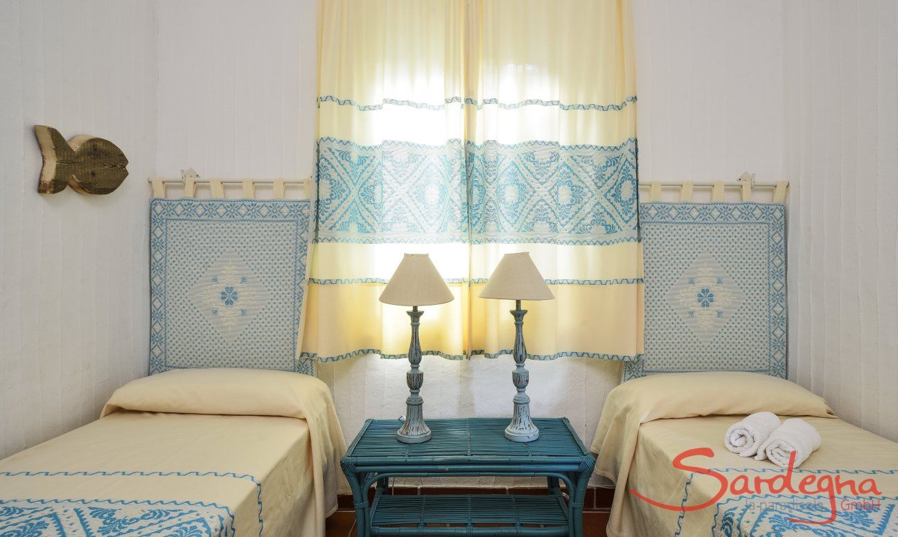 Li Conchi 20 | Camera 2 con due letti singoli Camera da letto 2