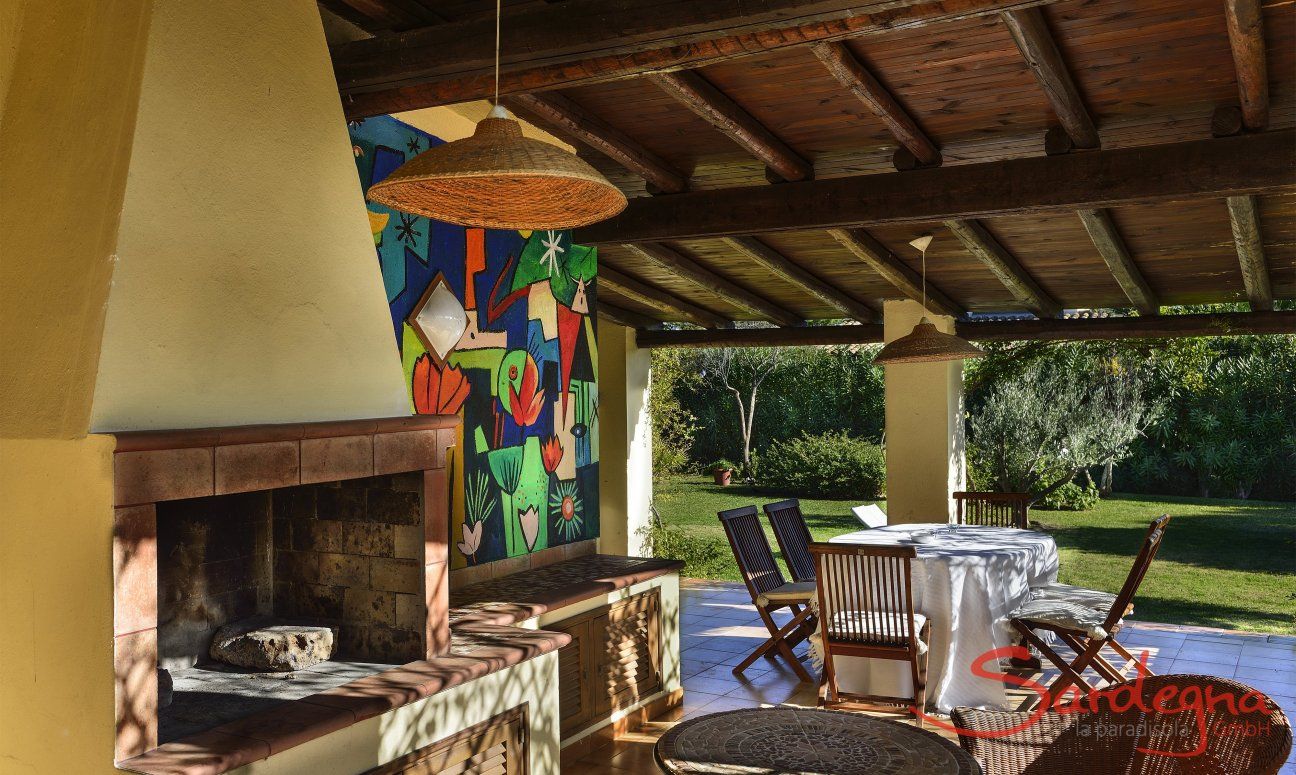 Villa La Viola | Angolo barbecue con vista sul giardino Angolo barbecue con vista sul giardino