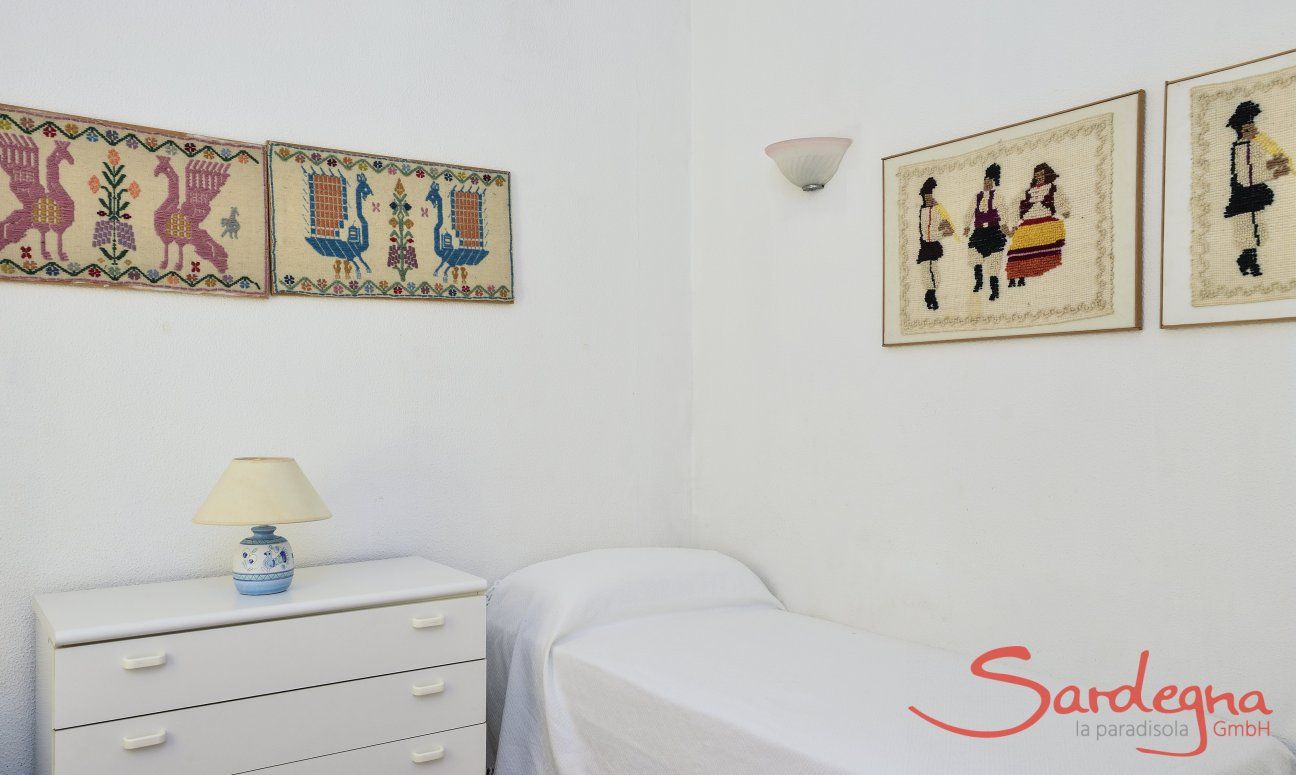 Villa La Viola | Camera 4 con due letti singoli Terza camera da letto