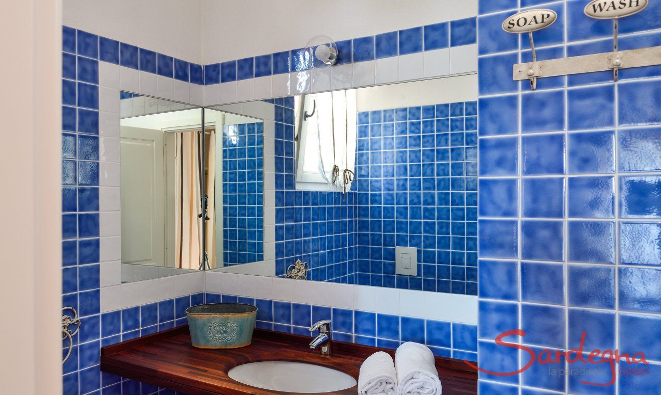 Li Conchi 4 | Bagno della camera 1 con doccia Bagno 1