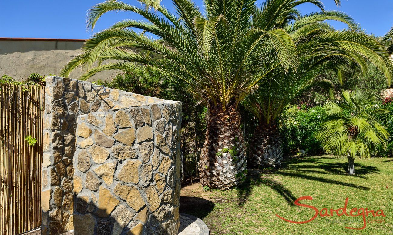 Villa Chiara | Doccia esterna Doccia esterna