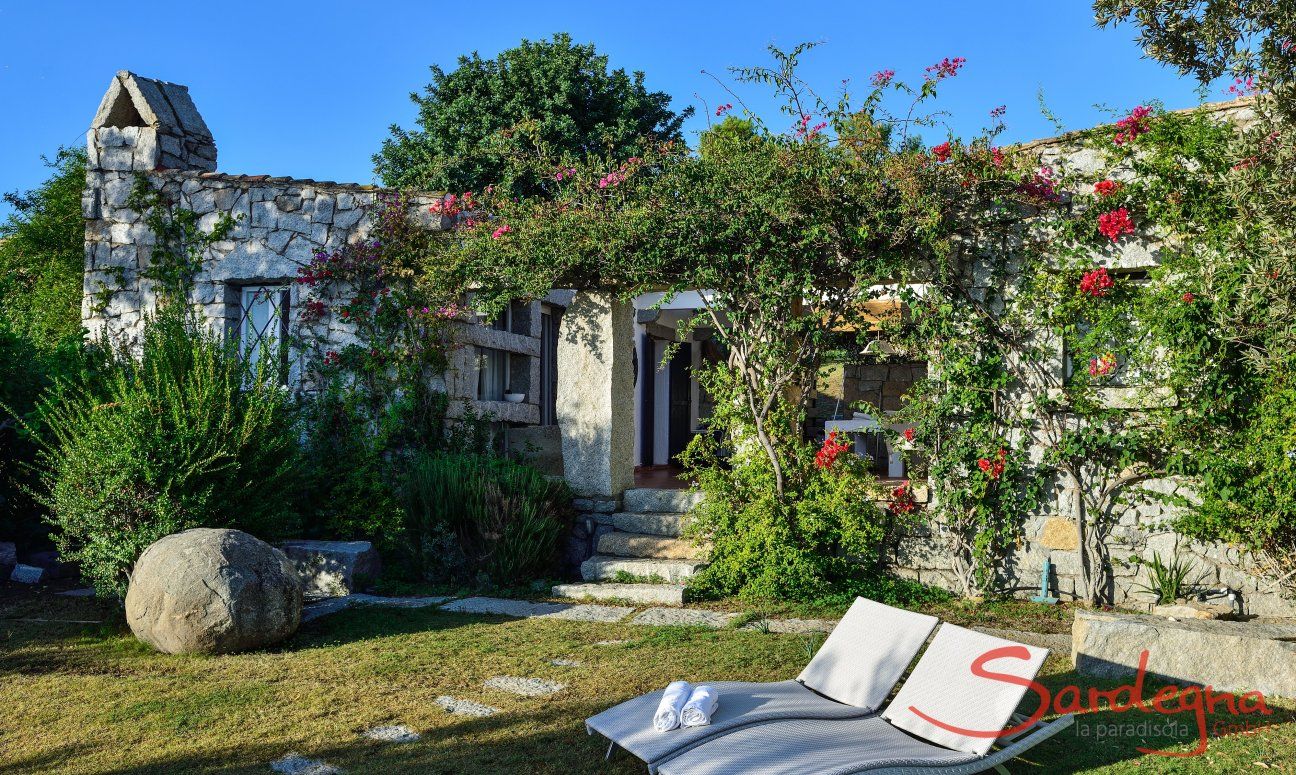 Casa 8 | Il giardino finisce vicino da dove iniza il mare New Photos