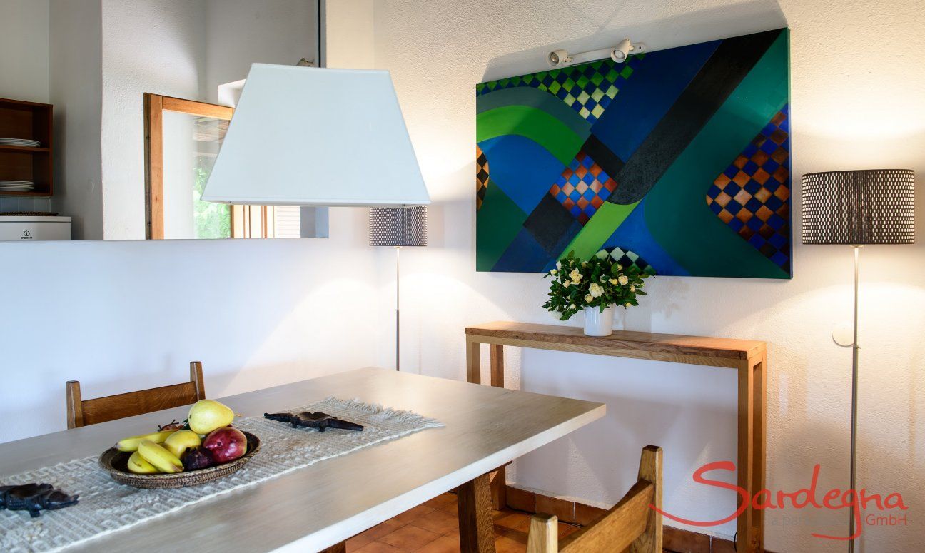 Villa Kika | Zona pranzo con apertura alla cucina Zona pranzo con apertura alla cucina