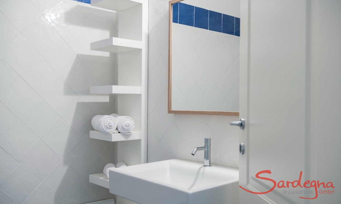 Li Conchi 13 | Terzo bagno nel seminterrato Terzo bagno nel semi interrato
