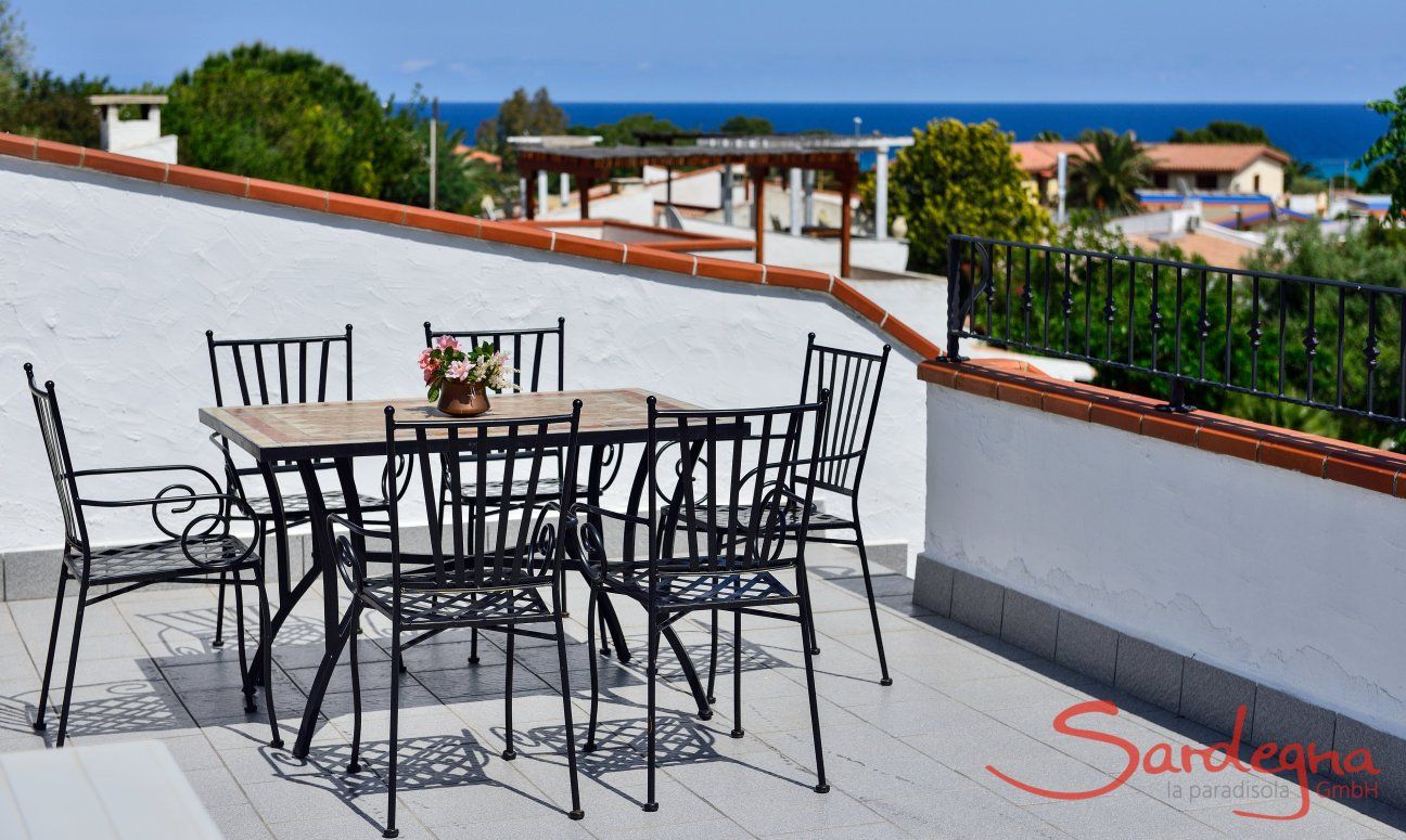 Villa Nicola | Veranda sul tetto con vista mare Veranda sopraelevata