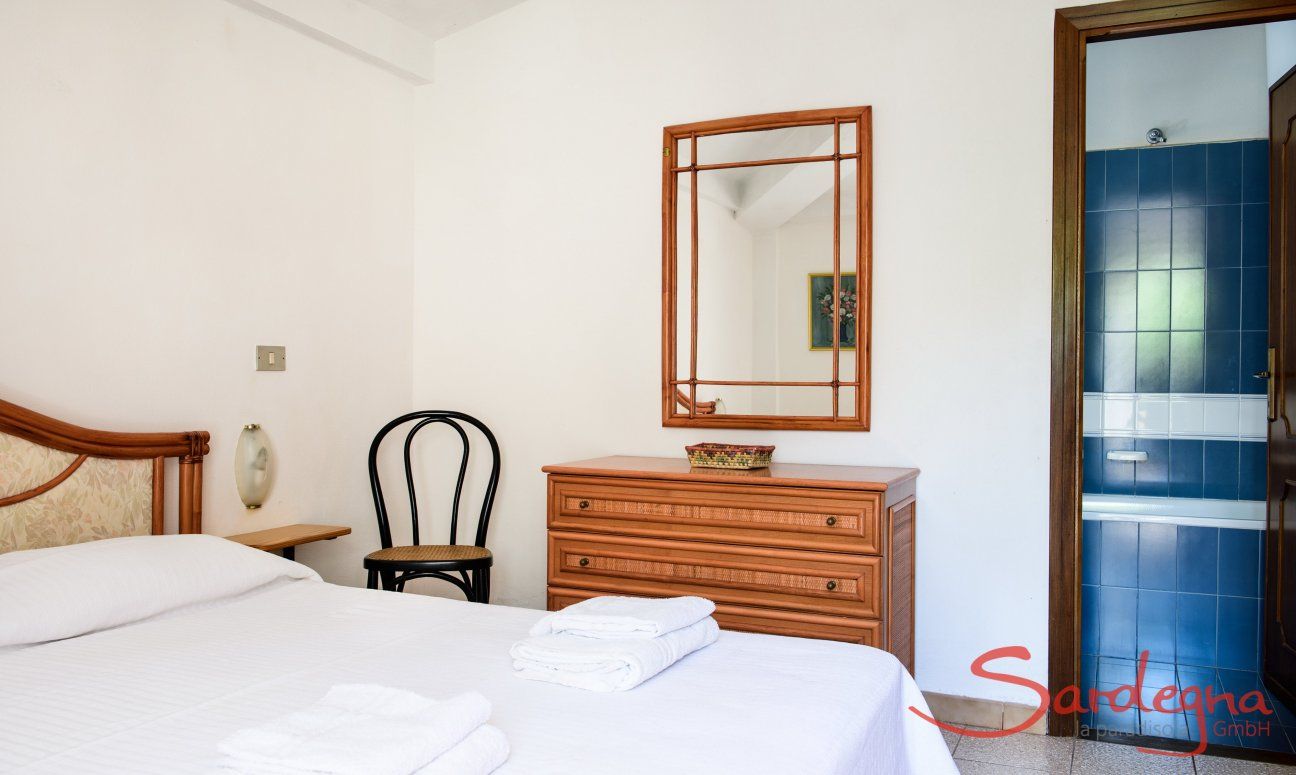 Villa Marco | Camera 1 con letto matrimoniale e bagno privato Camera