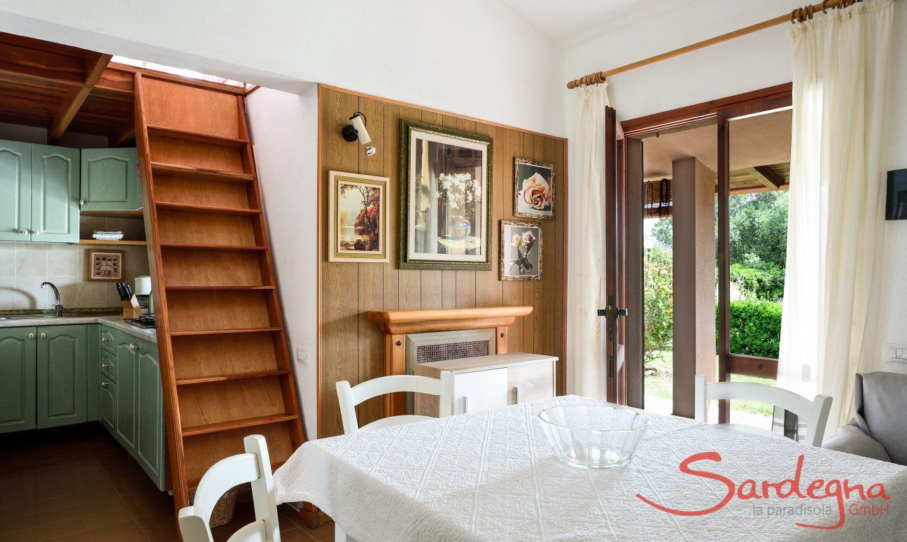 Villa Mare Turagri | Sala con tavolo per mangiare Sala