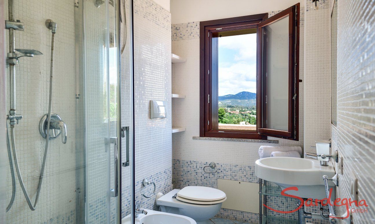 Apartment Castededdu 1 | Bagno con doccia e vista Bagno