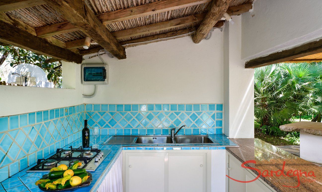 Zelt-Lodge Orri 2 | Cucina esterna con lanvandino e fornelli (Foto della tenda 1, foto reale segue in primavera) Cucina esterna