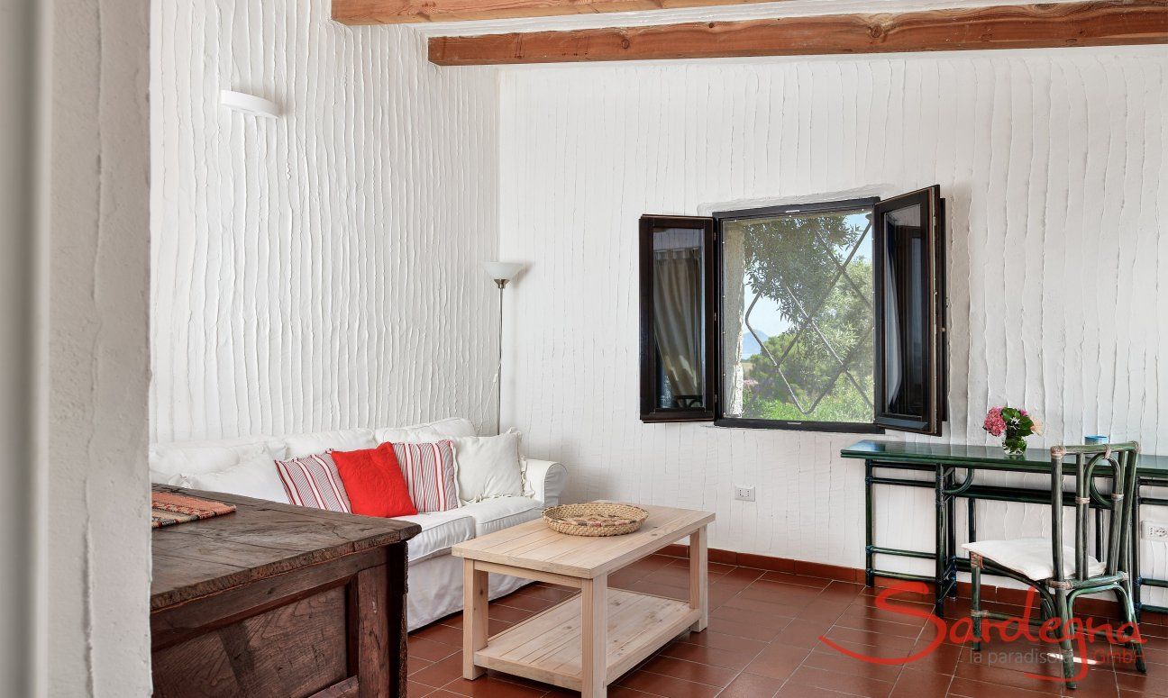 Casa 3 | Soggiorno luminoso con angolo divano Sala
