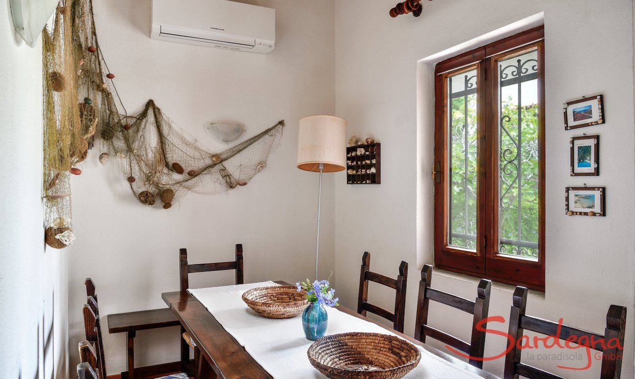 Villa Vela | Tavolo per mangiare all'interno con l'aria condizionata 2018 New Picture