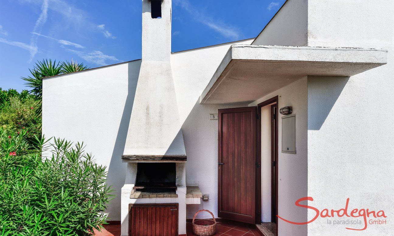 Villa Vela | Ingresso e Barbecue in muratura Ingresso e Barbecue