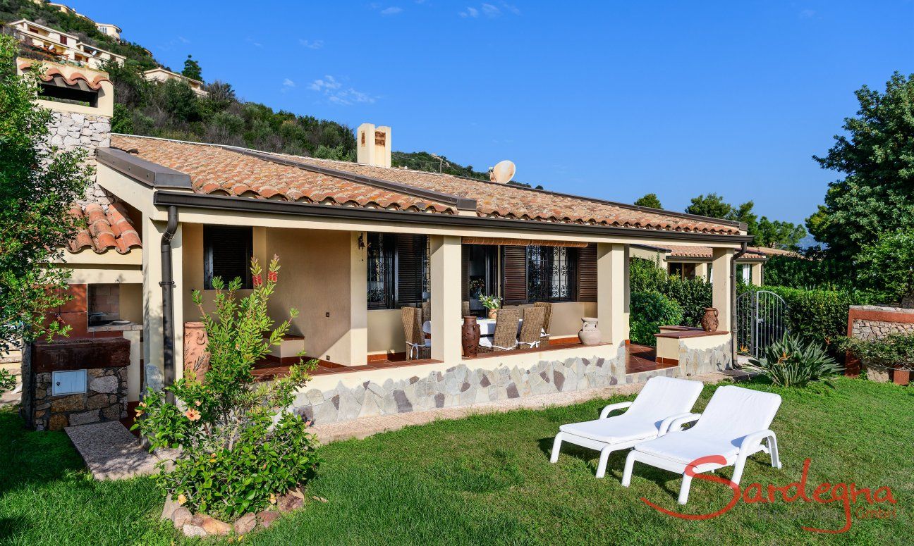 Villa Monica | Giardino e veranda Giardino e veranda