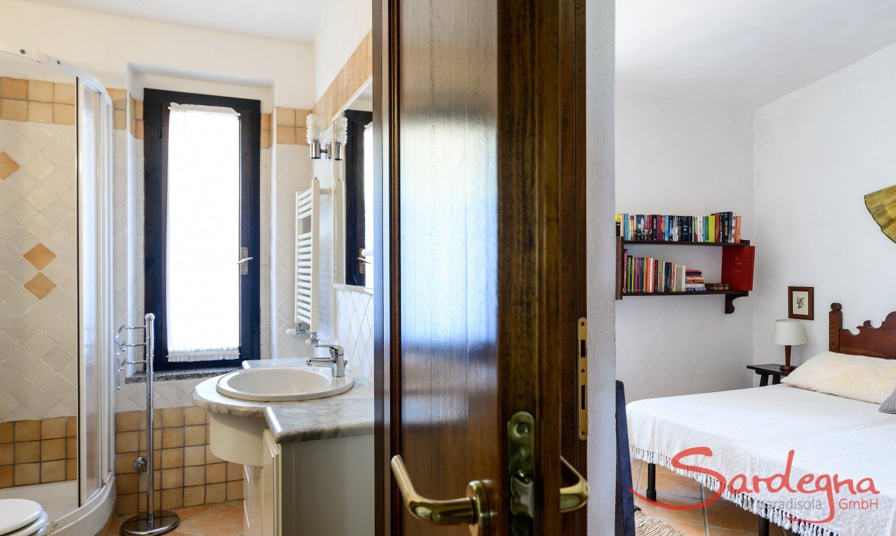 Villa Giangaleazzo | Bagno 1 con doccia Bagno 1