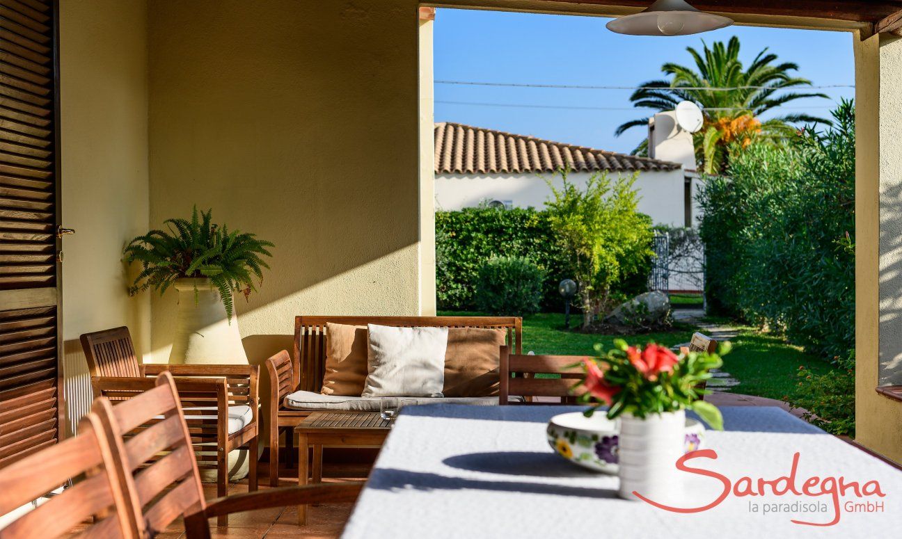 Villa Giangaleazzo | Terrazza con tavolo per mangiare Terrazza