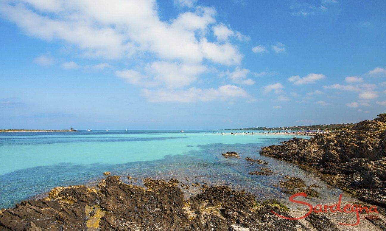 Colori affascinanti del mare, delle rocce e del cielo alla costa nord, La Pelosa Stintino