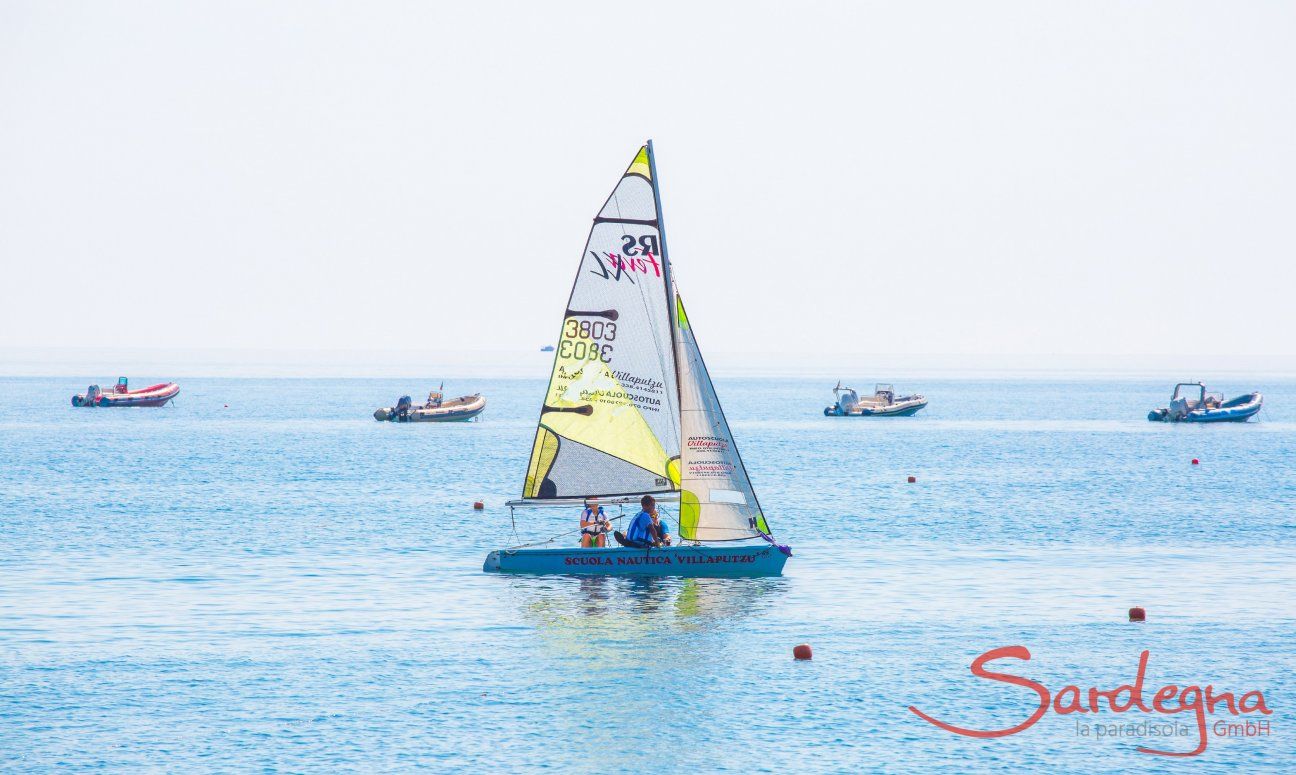 Lezione di vela a Torresalinas