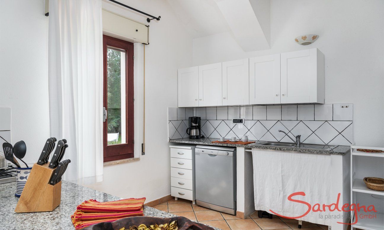 Apartment Orri 2 | Cucina aperta e molto luminosa con lavastoviglie App. Orri 2, Tortoli, Costa Est, Sardegna