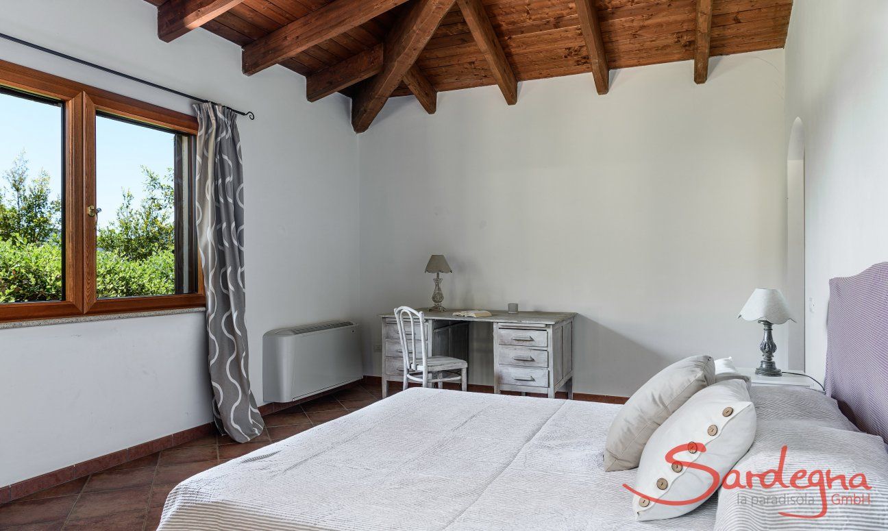 Villa Isabelle | Camera 6 con letto matrimoniale e accesso diretto alla terrazza Villa Isabelle, Torresalinas